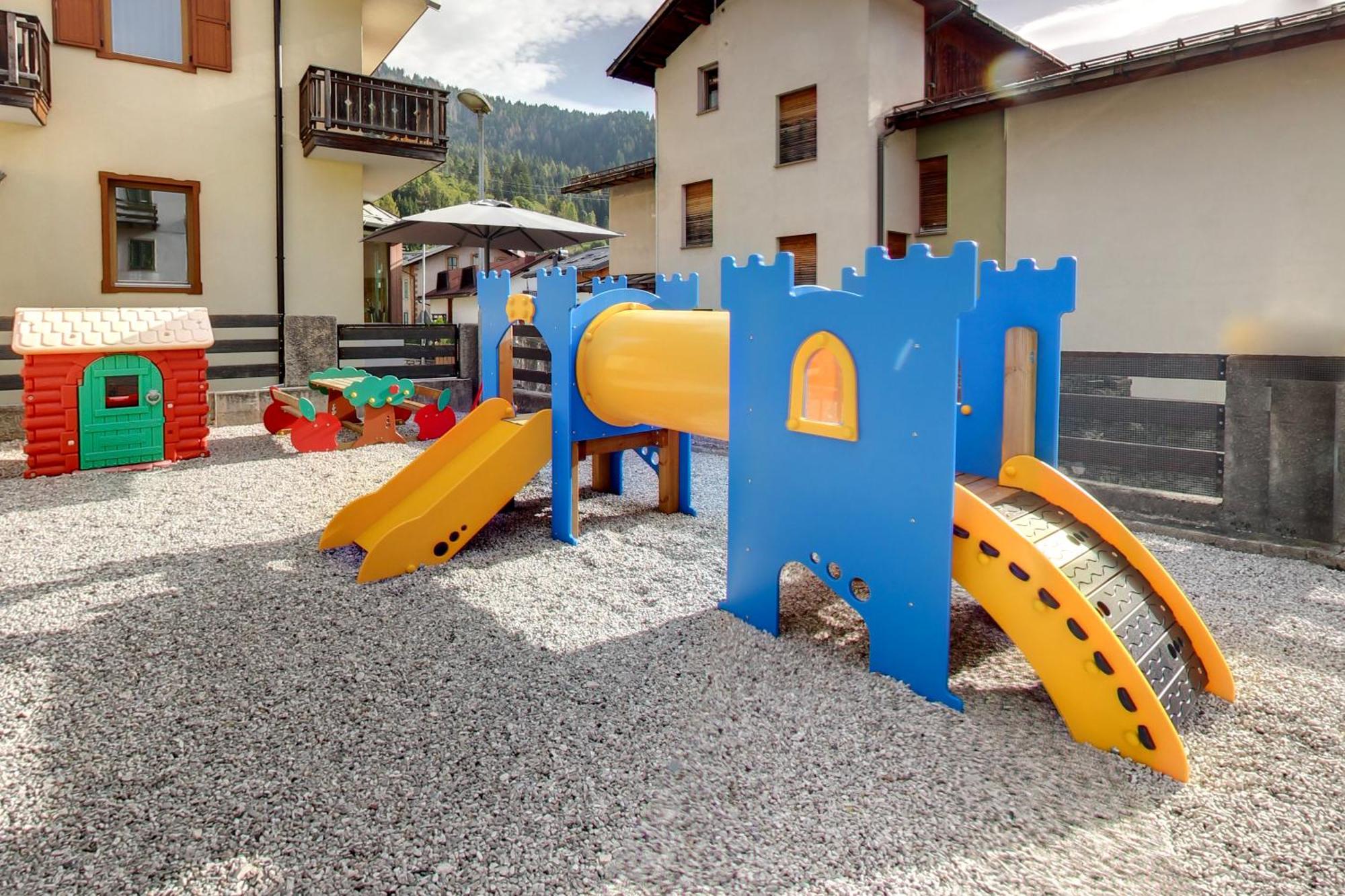 Hotel La Nuova Montanina Auronzo di Cadore Exteriör bild