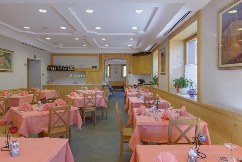 Hotel La Nuova Montanina Auronzo di Cadore Exteriör bild